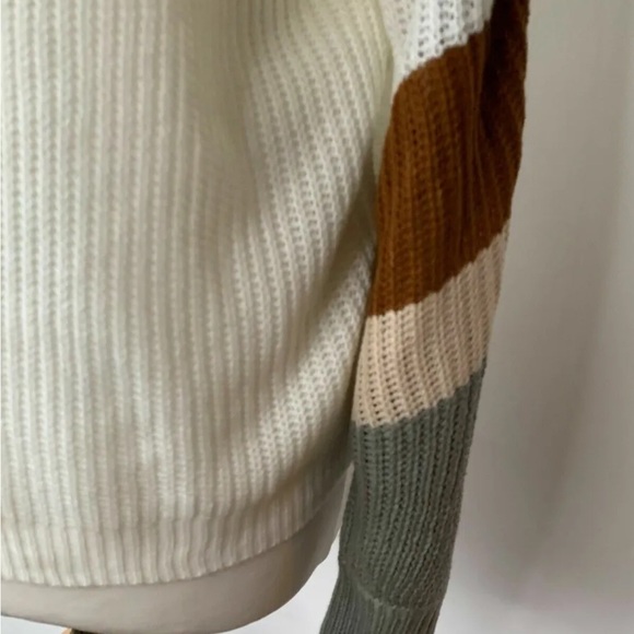 SHEIN Knit Sweater Striped Arms Size S 8 / 10 V-Neck Preppy Jumper - Picture 2 of 6